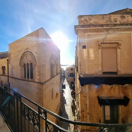 公寓 Dimora Ventimiglia 切法卢