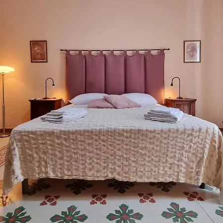 شقة Dimora Ventimiglia